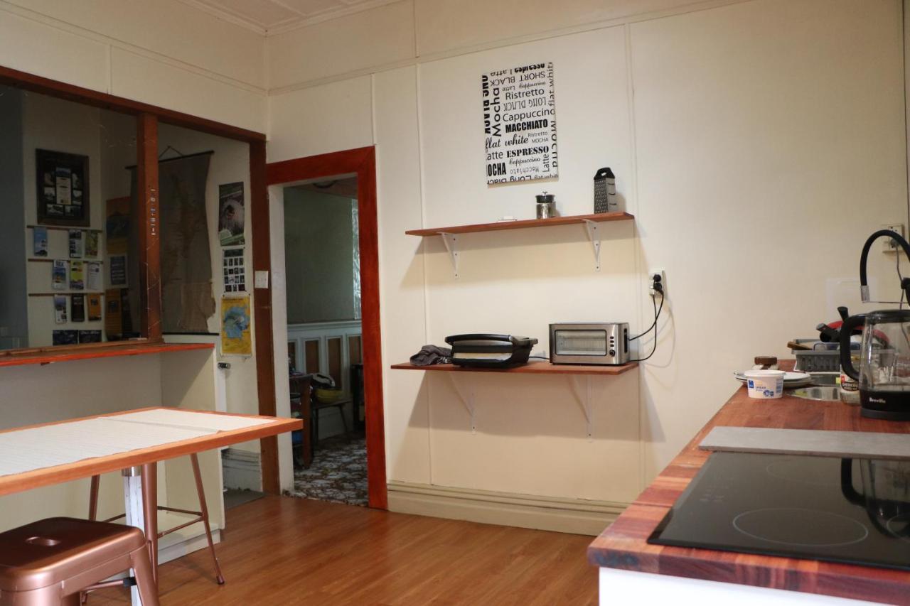 אופוטיקי Oasis Accommodation מראה חיצוני תמונה